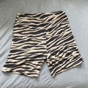 Biker shorts size XL